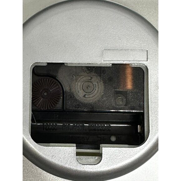 Bulova Mantel Clock | Pearl Face, Beveled Glass Side Panels Untested / For Parts - Picture 6 of 9